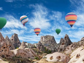 2 Day Cappadocia Tour from Istanbul with Flights and Cave Hotel