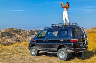 4x4 Off-Road Hidden Rainbow Mountains & David Gareji Caves + Hike