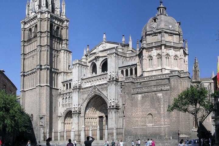 Toledo Half Day Tour with Cathedral Tickets Included 4