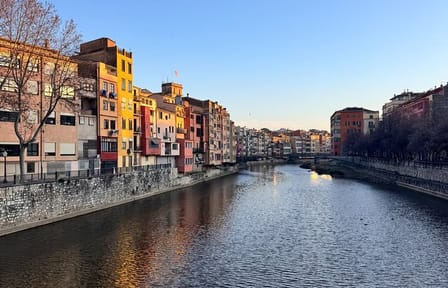 Personalized Girona Day Tour from Barcelona with Lunch