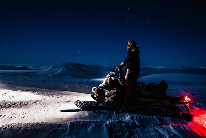 Northern Lights & Snowmobile Driving