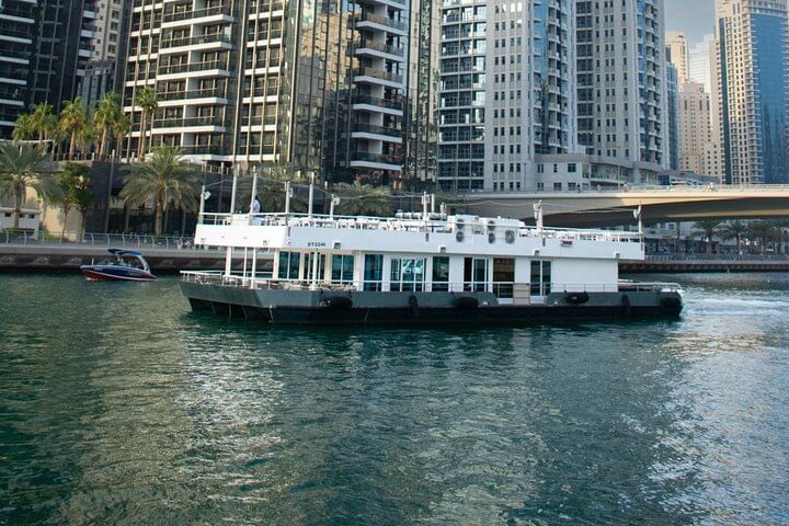 Dubai Marina Floating Restaurant