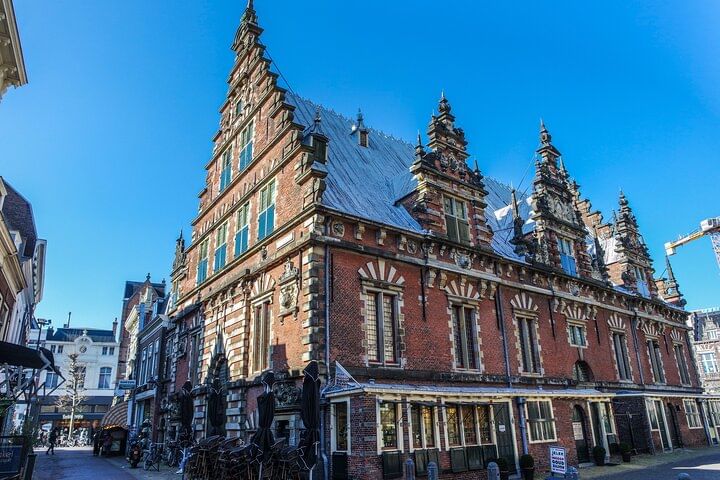 2-Hour Private History and Highlights of Haarlem Walking Tour