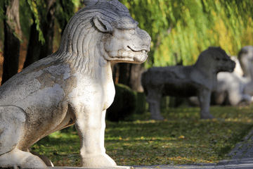 Juyongguan Great Wall and In-depth Tour of Ming Tombs
