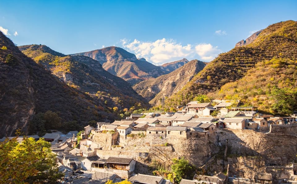 Visit Ming Dynasty Village Cuandixia and Liulichang Culture Street