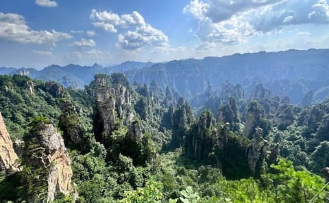 Zhangjiajie National Forest Park VIP Group Tour Experience