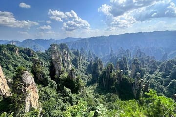 Zhangjiajie National Forest Park VIP Group Tour Experience