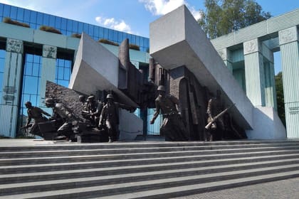 Warsaw for WWII Buffs – private tour with hotel pickup