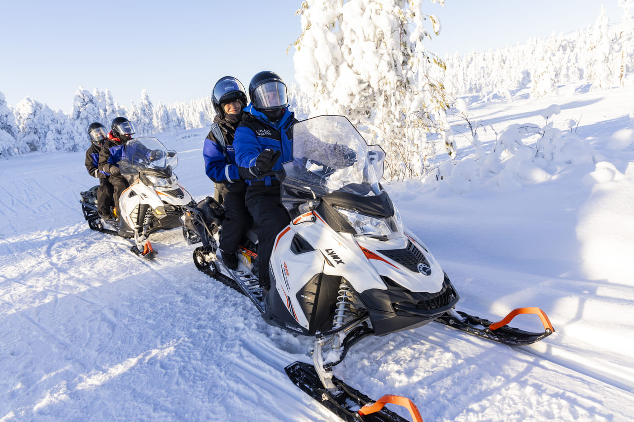 Snowmobile Driving Experience - Rovaniemi 4