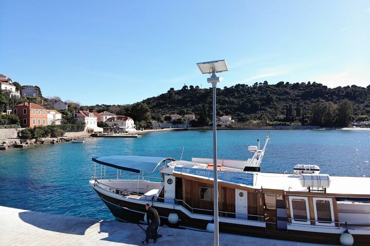 Hop-on-Hop-off Adventure - Explore Elaphiti Islands