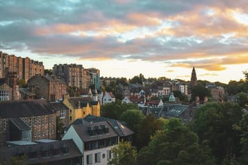 Edinburgh City Highlights Tour with Castle Visit