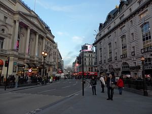 Private Tour: Sightseeing Walking Tour of London 