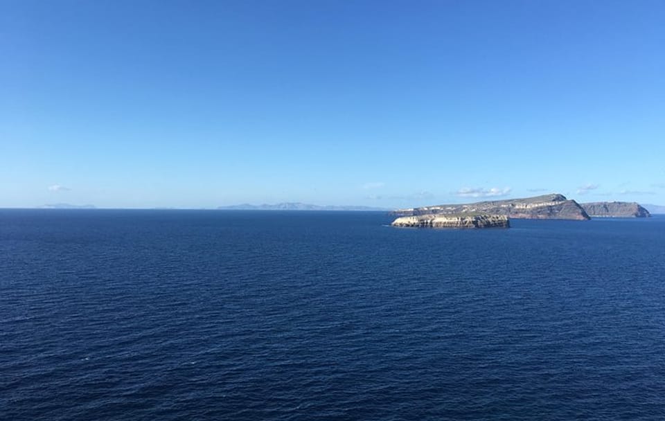 Santorini Private 8 Wine Tastings with Dinner & Oia Sunset