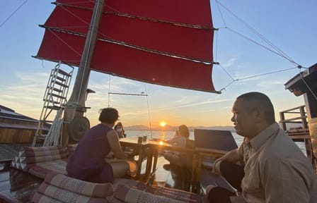 Hua Hin: Siamtara Sunset Sailing Dinner Cruise