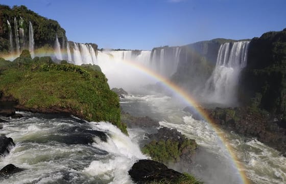 Iguazu Falls Private Day Trip from Buenos Aires with Airfare