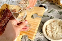 Private Chic Picnic Experience in Madrid 4