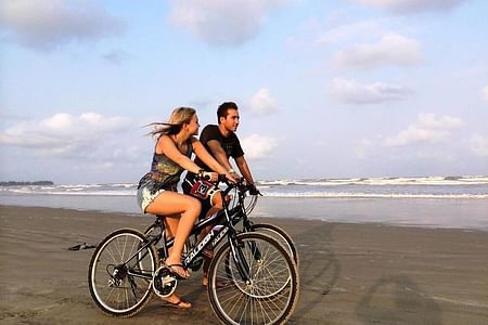 Colombo to Negombo Cycling Adventure: Explore Dutch Heritage & Nature