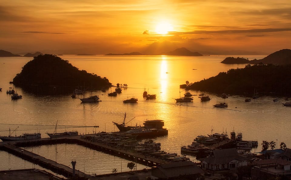 Explore Komodo National Park on a 4-Day Adventure Tour
