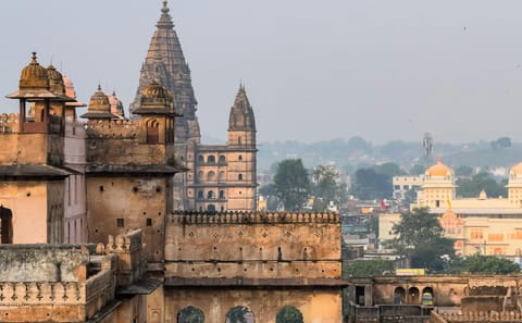 9 Days Delhi-Agra-Orchha-Khajuraho-Varanasi Tour