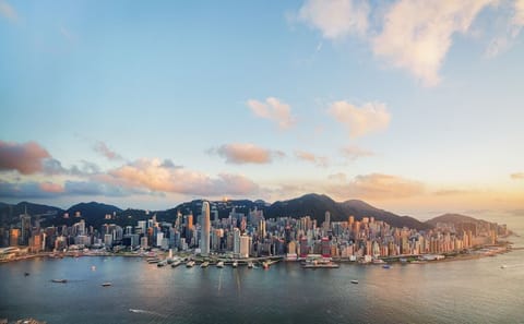 Private Tour of Hidden Gems in Hong Kong with Local Guide