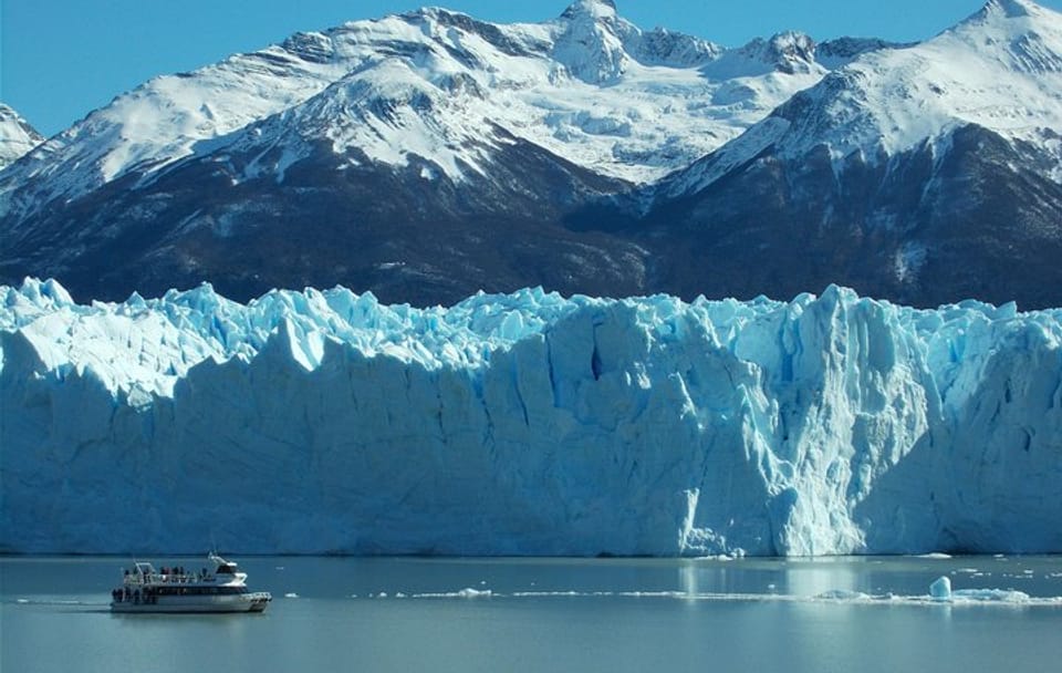El Calafate Private Day Trip from Buenos Aires with optional Airfare