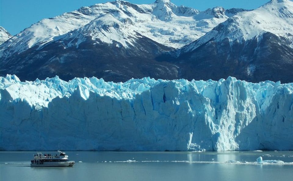 Private Day Trip to El Calafate from Buenos Aires