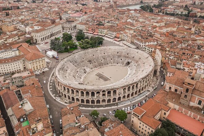 Florence to Verona: Roman Ruins & Romantic Streets 