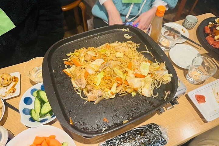 Cooking Experience Yakisoba Making and All-You-Can-Drink Sake