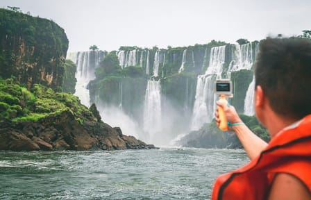 Iguazu Falls Private Tour Argentinean side with Navigation option