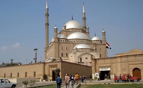 Private Full-Day Tour: Old Egyptian Museum, Old Cairo & Bazaar