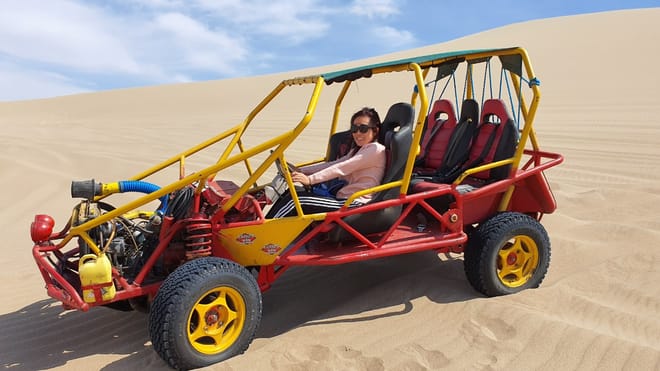 Buggy & Sandboard Adventure in Paracas 3