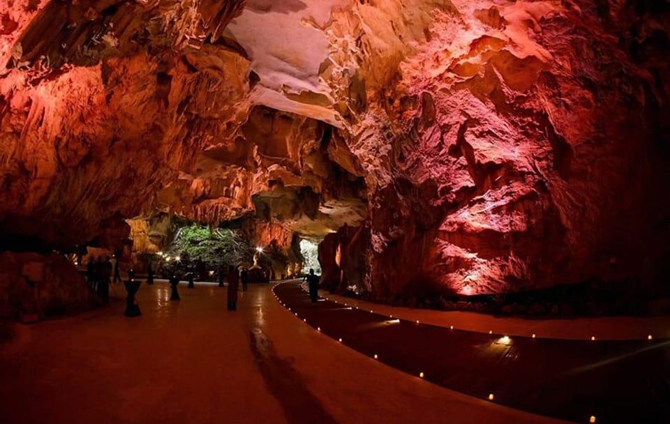 Dragon Pearl Cave Tour and Luxury Banquet in Hạ Long Bay