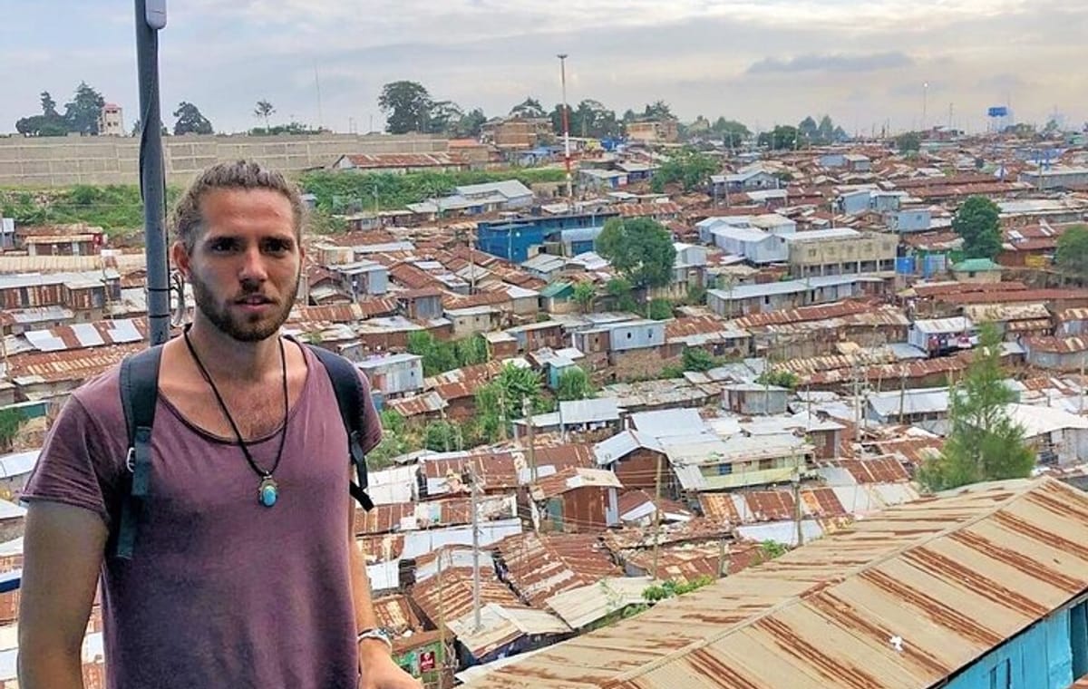 Giraffe Center Tour and Kibera Slums Guided Walking Tour