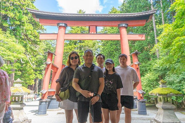 Mt. Fuji Private Sightseeing Tour with Local guide/photographer