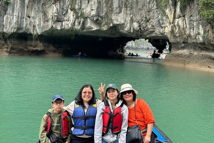 Halong Bay Day Cruise from Hanoi: Sonata Cruise & Scenic View