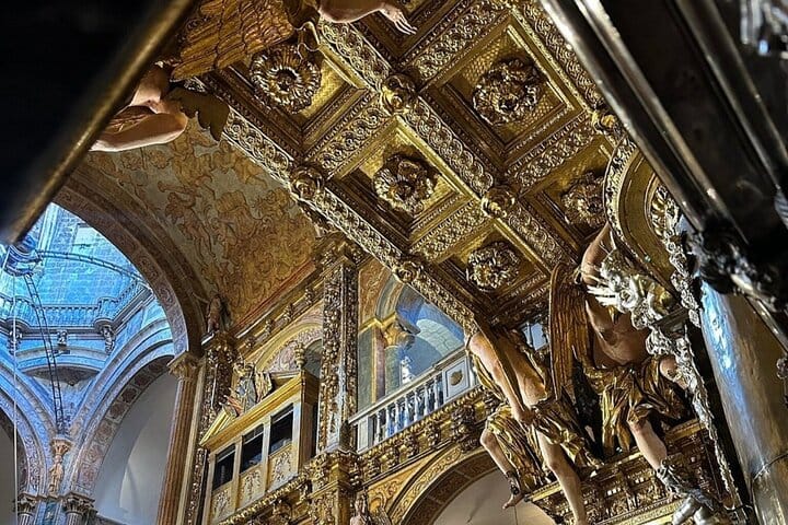 SANTIAGO DE COMPOSTELA + BRAGA: Private Tour from Porto