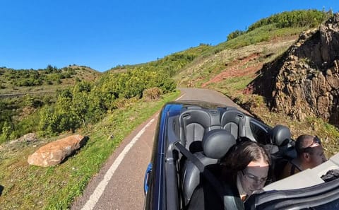Private Cabriolet Sightseeing Tour in Camara de Lobos