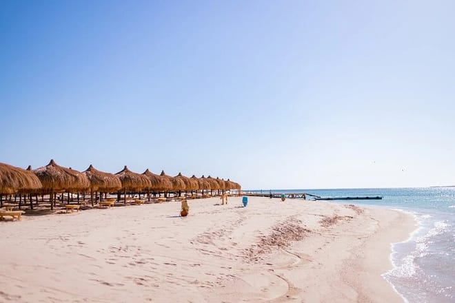 Royal Hula Hula Island Sea Trip and Parasailing &amp; lunch-HURGHADA