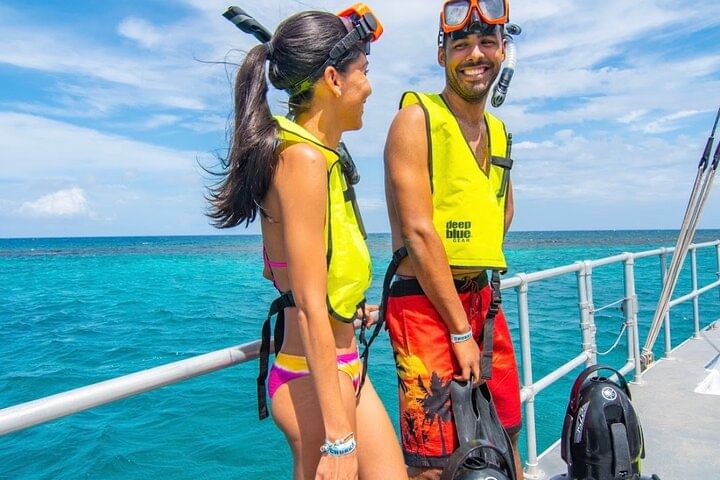 Martha Brea Bamboo Rafting with Transportation from Montego Bay