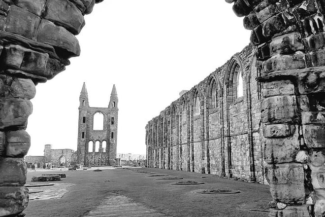 Private Day Trip to St Andrews Dunfermline and the Fife Coast from Edinburgh 6