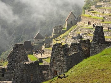 4-Day Machu Picchu Biking and Hiking Tour from Cuzco
