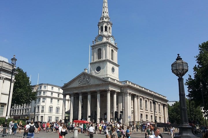 Full Day Traditional Private London Tour by Walking & Public Transportation 7