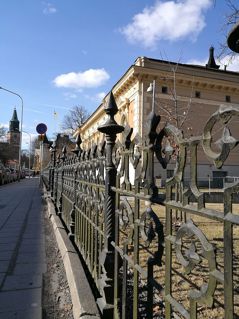 Tuomiokirkko, arkkipiispan palatsi