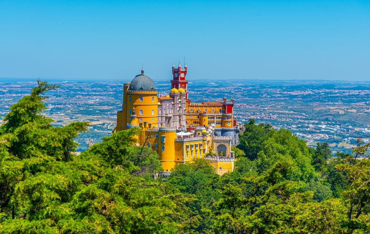 LISBON: Private Sintra, Cabo da Roca and Estoril Tour Half Day
