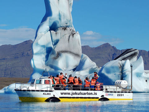 Glacier Lagoon (Jökulsárlón) & South Coast Tour with boat ride