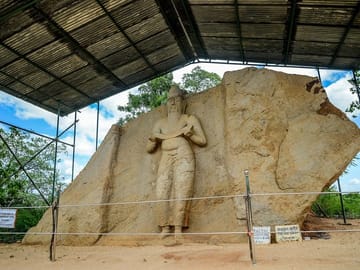 Sigiriya Rock Fortress and Polonnaruwa Day Tour from Negombo