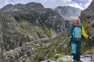 Zurich Day Trip: Trift Suspension Bridge in the Swiss Alps