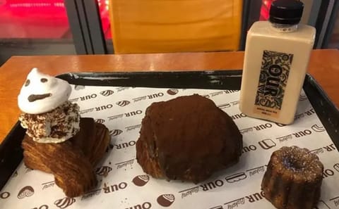 Trendy Foodie Tour in Beijing's Sanlitun District