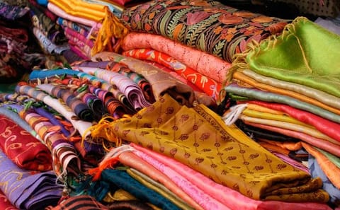 Full Day Tour of Pottery and Silk Villages near Hanoi