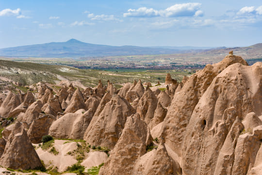 Istanbul: 2-Day trip to Cappadocia with Optional Balloon flight